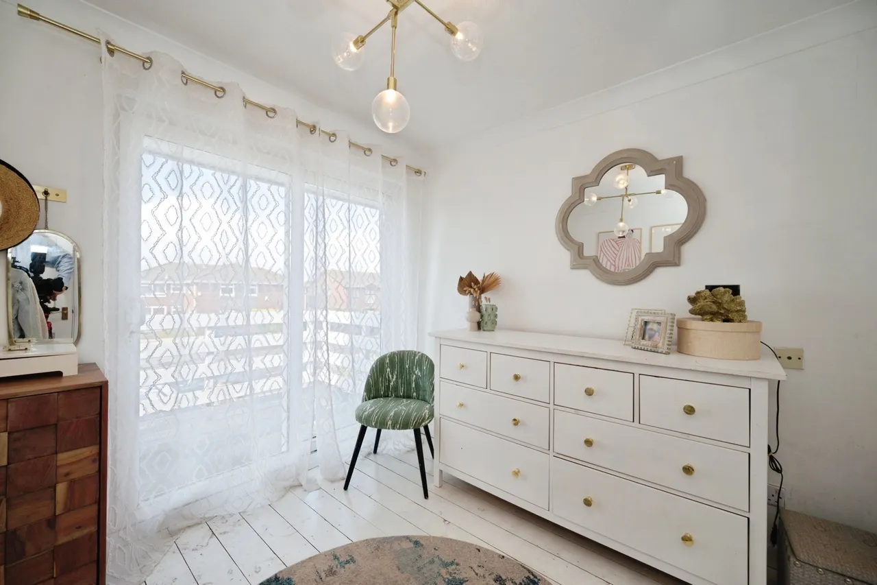 Southwood Road, Hayling Island, PO11, photo 14