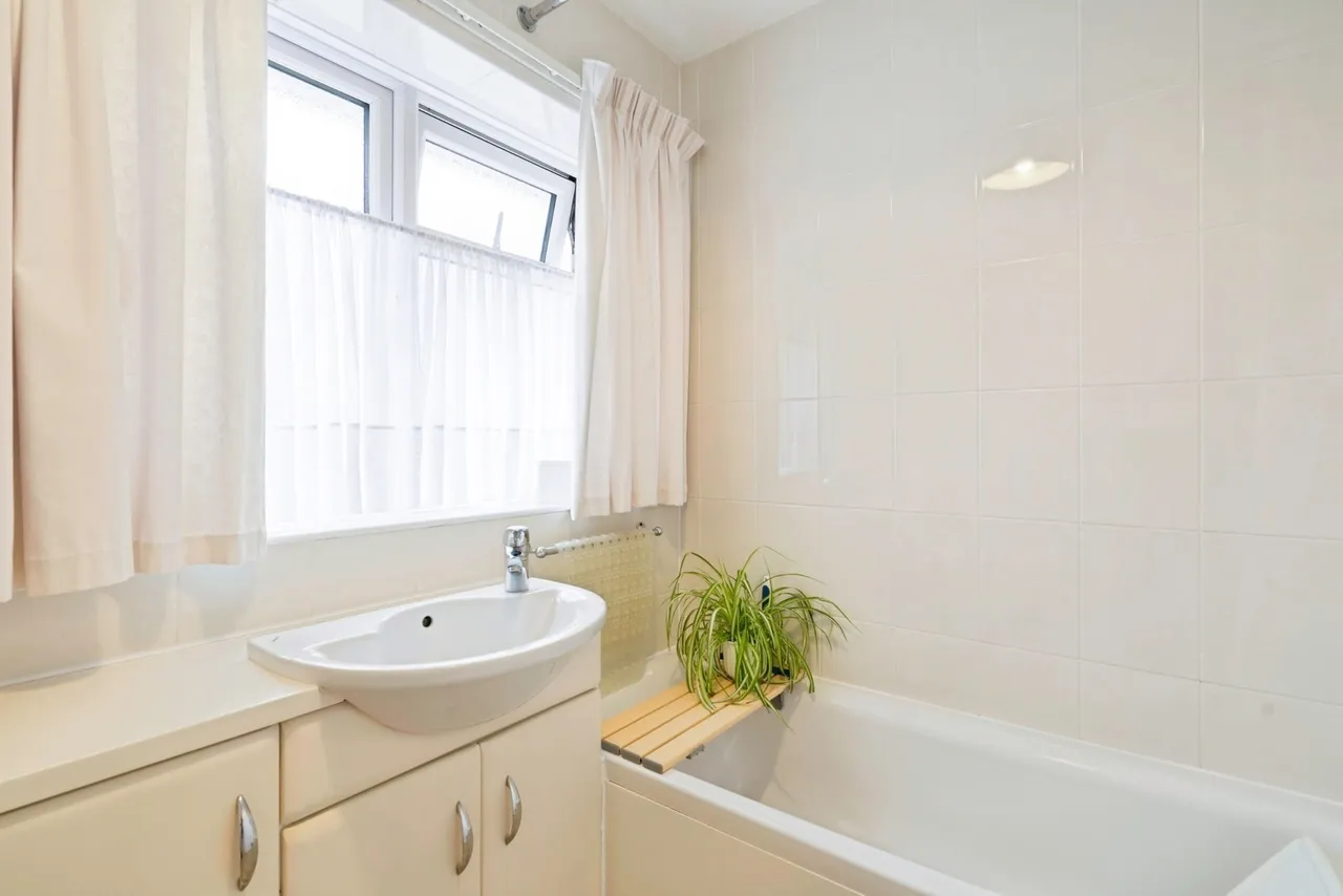 Beaulieu Place, Gosport, PO13, photo 12