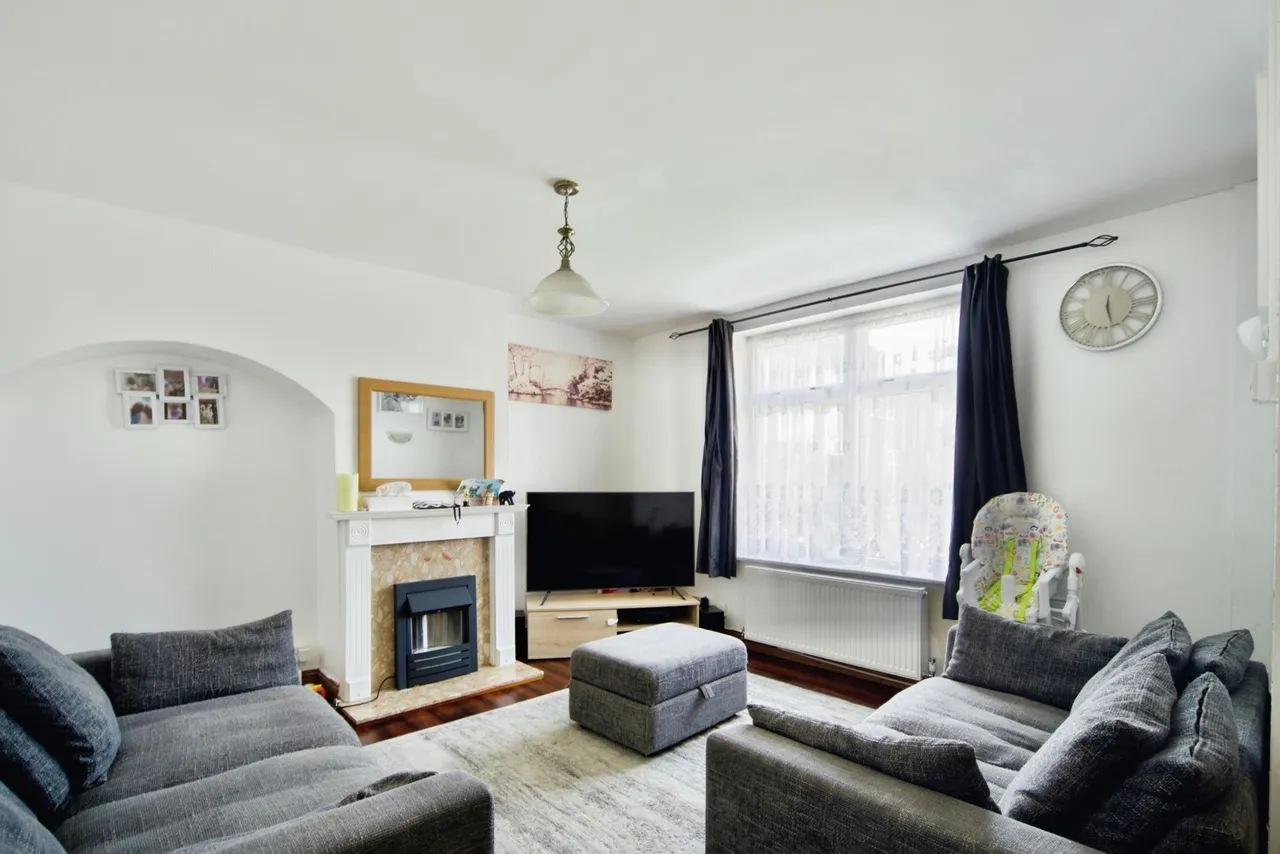 Waters Gardens, Dagenham, RM10, photo 7