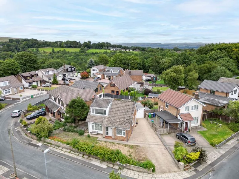 Elmpark Grove, Rochdale OL12 7JT, photo 18