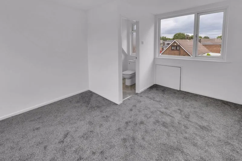 Elmpark Grove, Rochdale OL12 7JT, photo 13