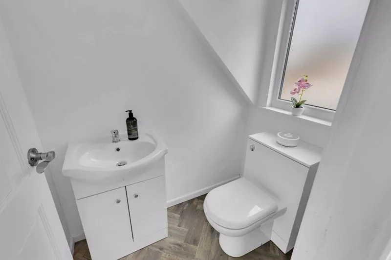 Elmpark Grove, Rochdale OL12 7JT, photo 14