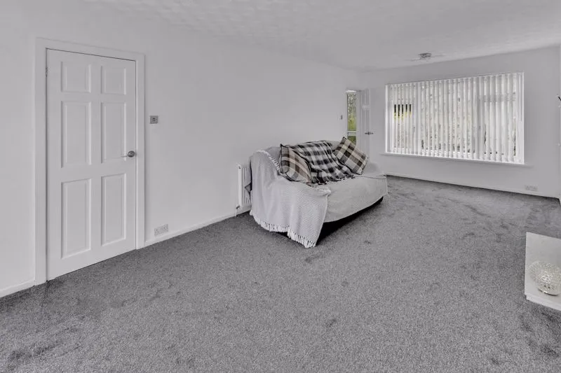 Elmpark Grove, Rochdale OL12 7JT, photo 5