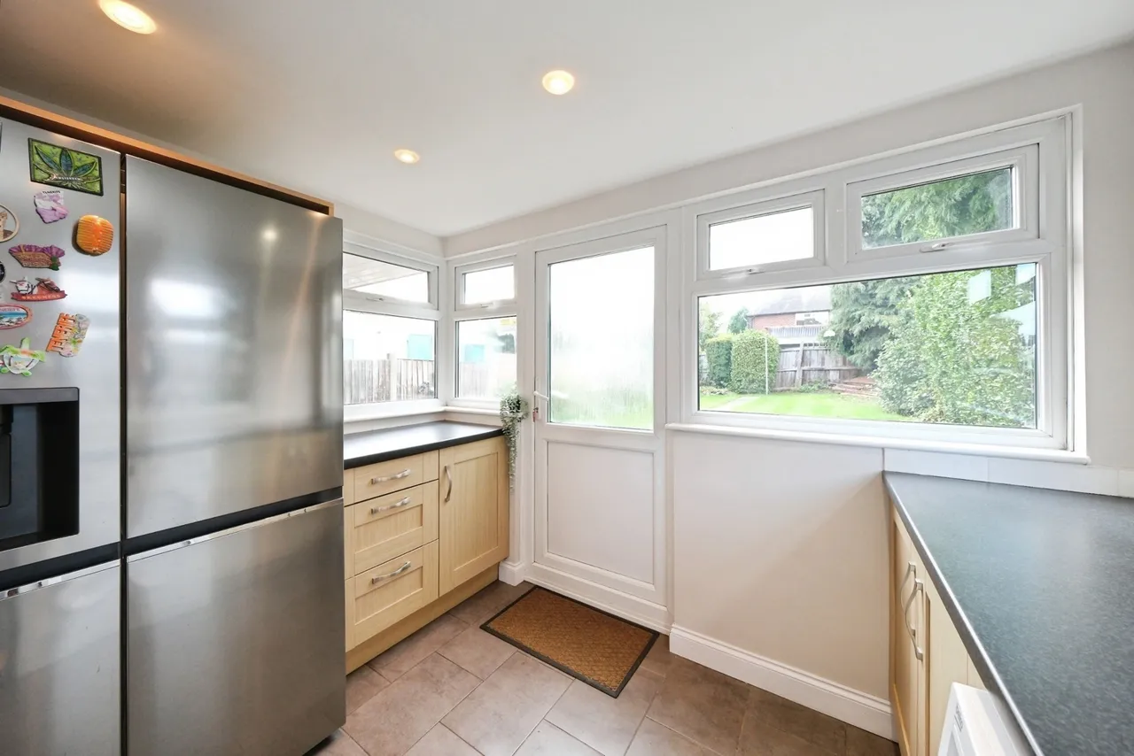 Beech Tree Avenue, Mansfield Woodhouse, Mansfield, Nottinghamshire, NG19, photo 9