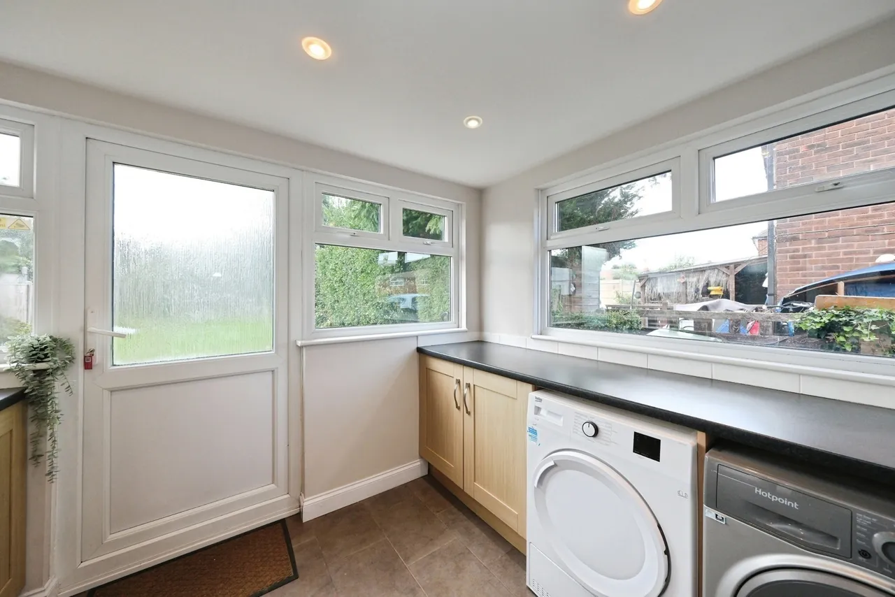 Beech Tree Avenue, Mansfield Woodhouse, Mansfield, Nottinghamshire, NG19, photo 8