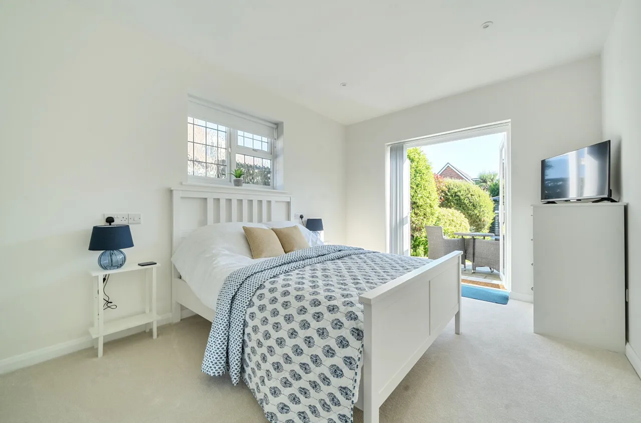 Marine Drive, West Wittering, PO20, photo 16