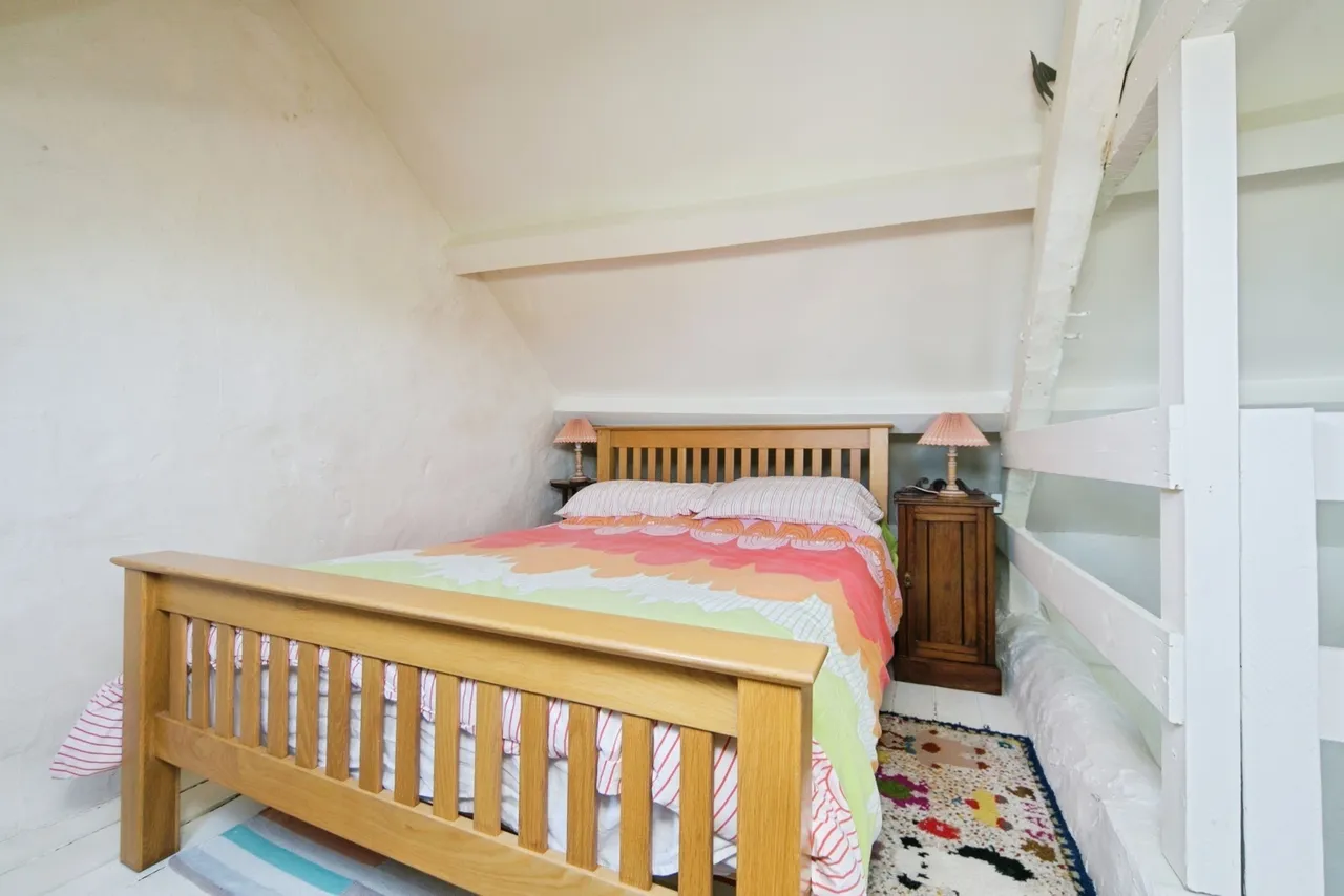 Newborough, Sir Ynys Mon, LL61, photo 26