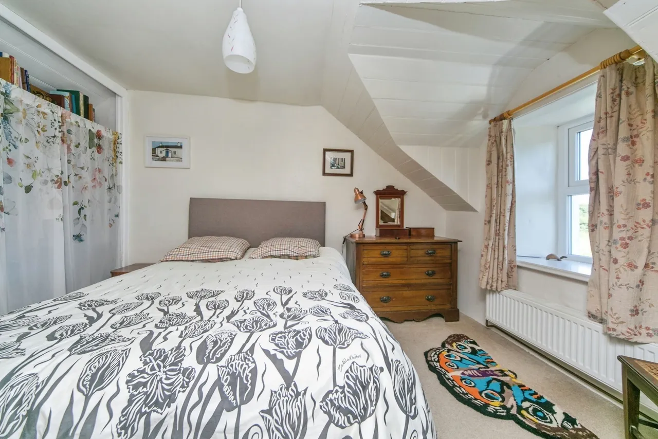 Newborough, Sir Ynys Mon, LL61, photo 16
