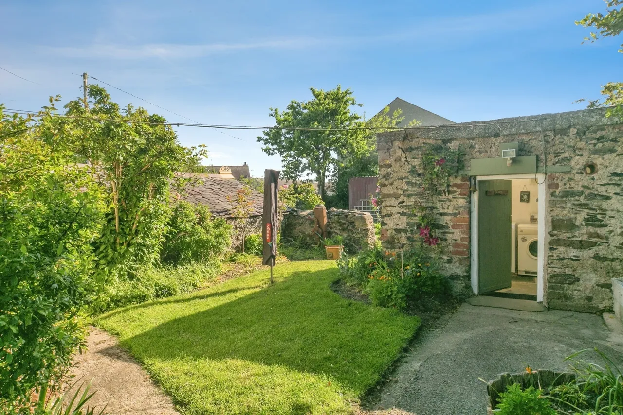 Newborough, Sir Ynys Mon, LL61, photo 48