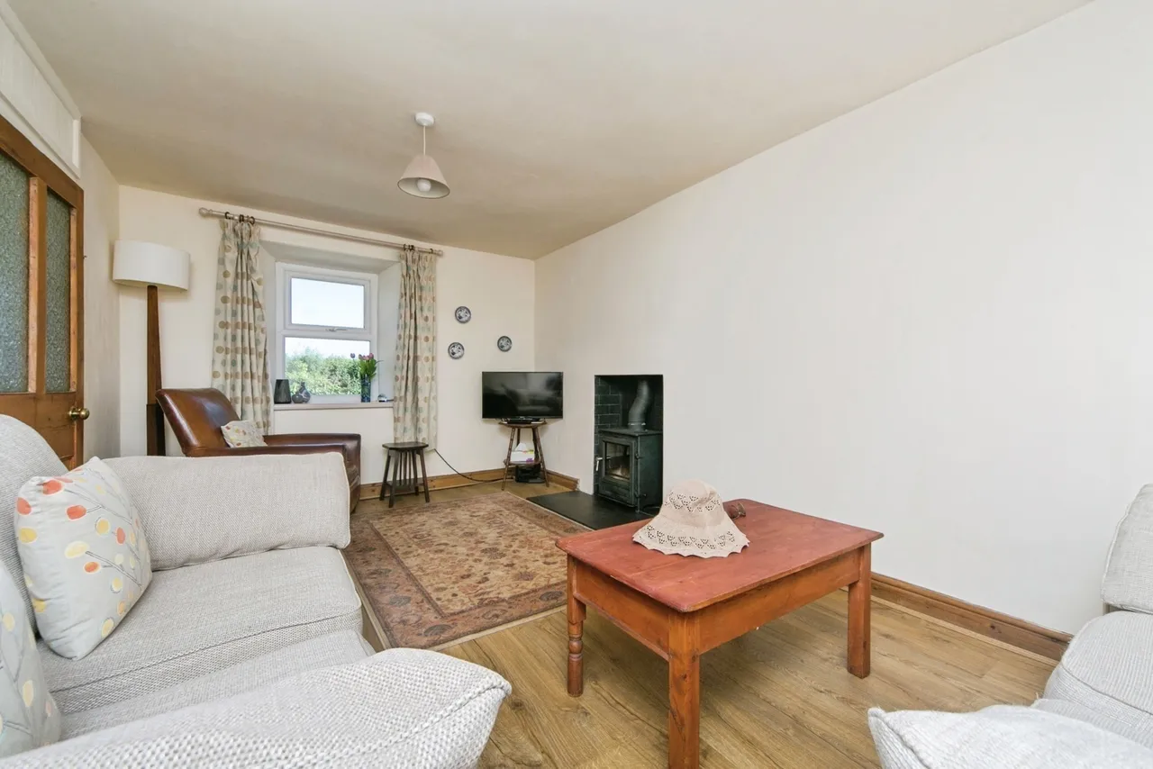 Newborough, Sir Ynys Mon, LL61, photo 7