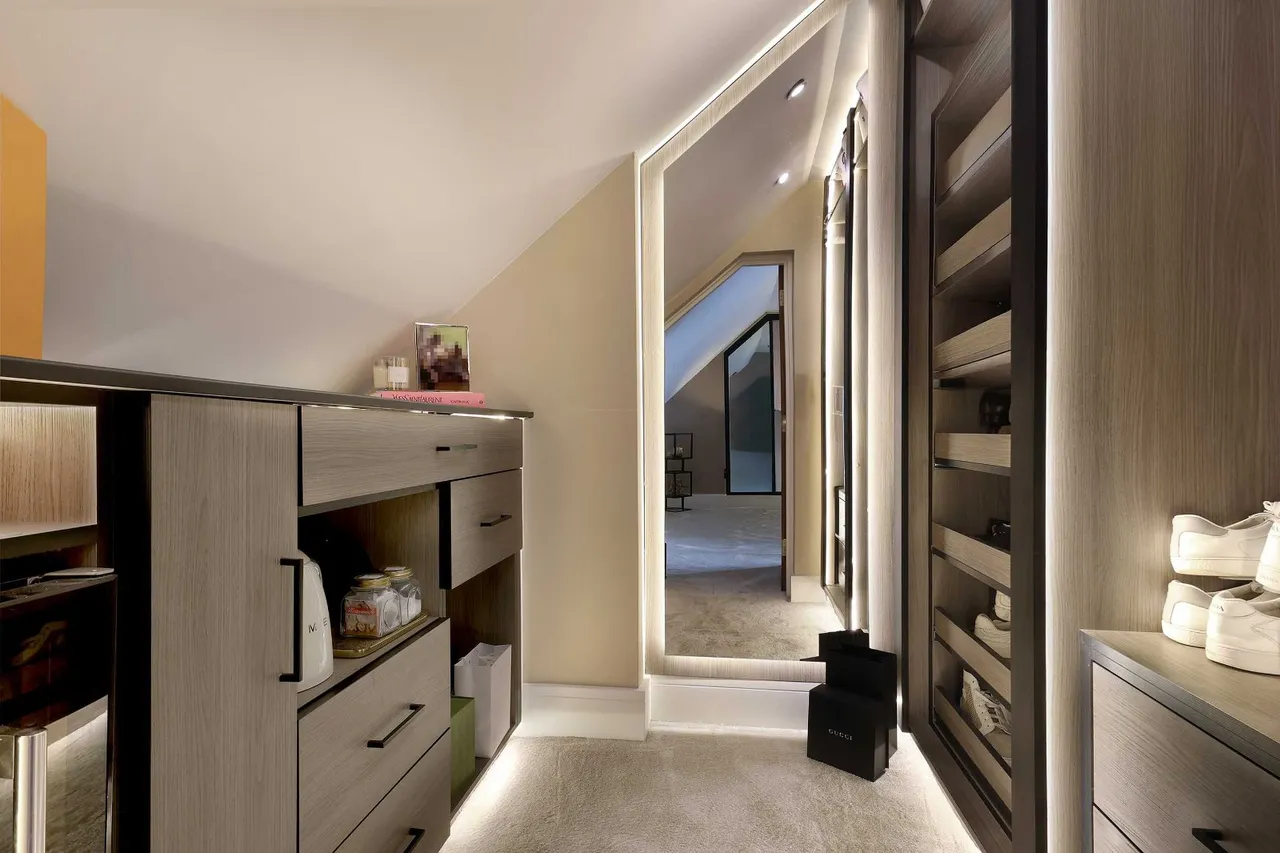 Crossways, Beaconsfield, HP9, photo 15