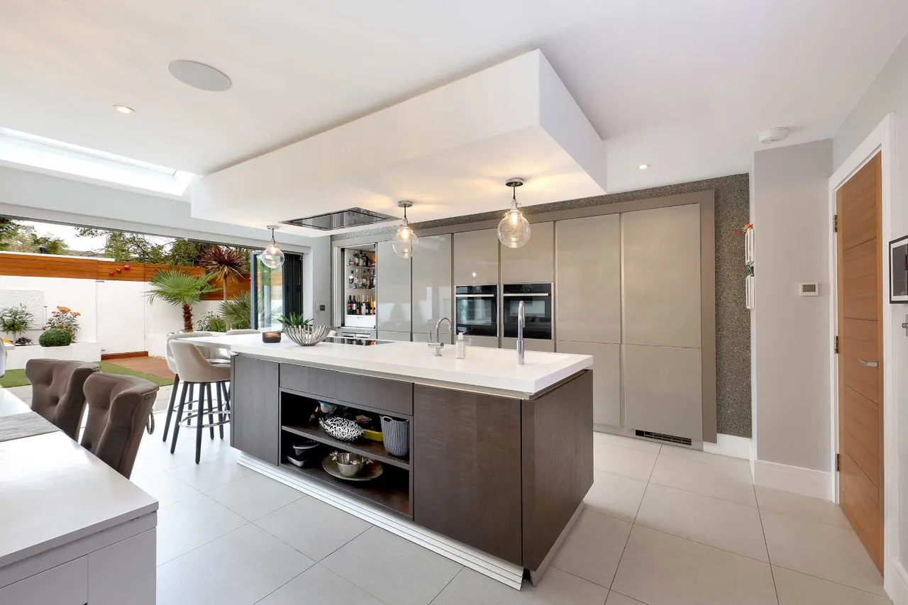 Crossways, Beaconsfield, HP9, photo 5