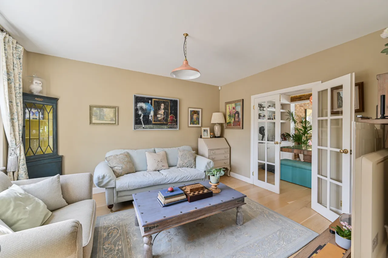 5 Tableer Avenue, London, photo 11