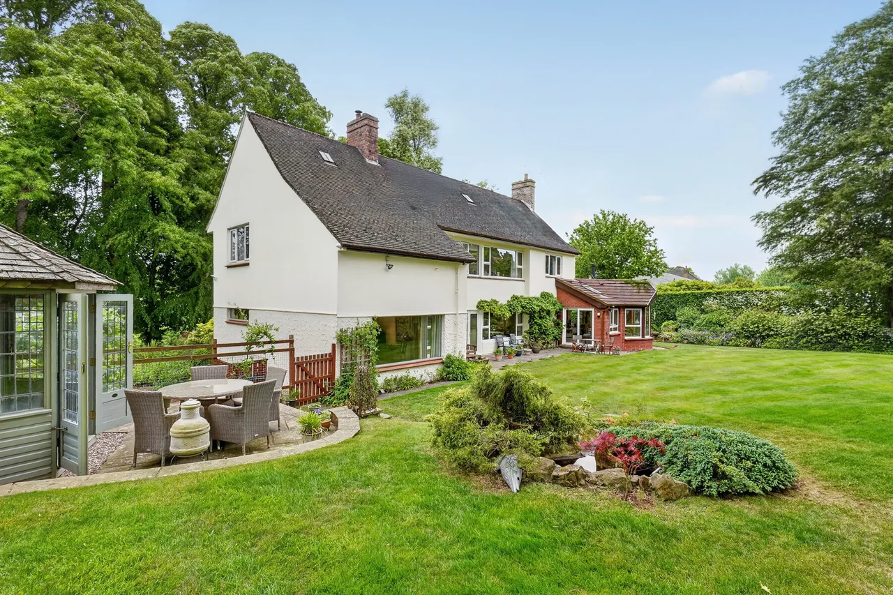 The Hirsel, 21 Greenfield Avenue, Alloway, KA7 4NP, photo 4
