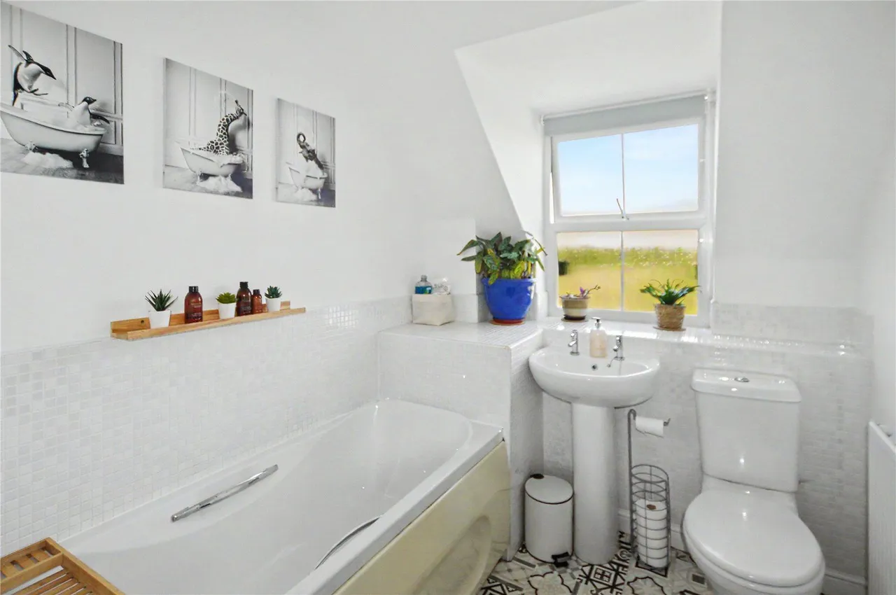 Sandwath Drive, Church Fenton, LS24, photo 14