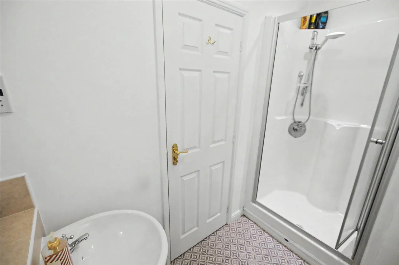Sandwath Drive, Church Fenton, LS24, photo 12
