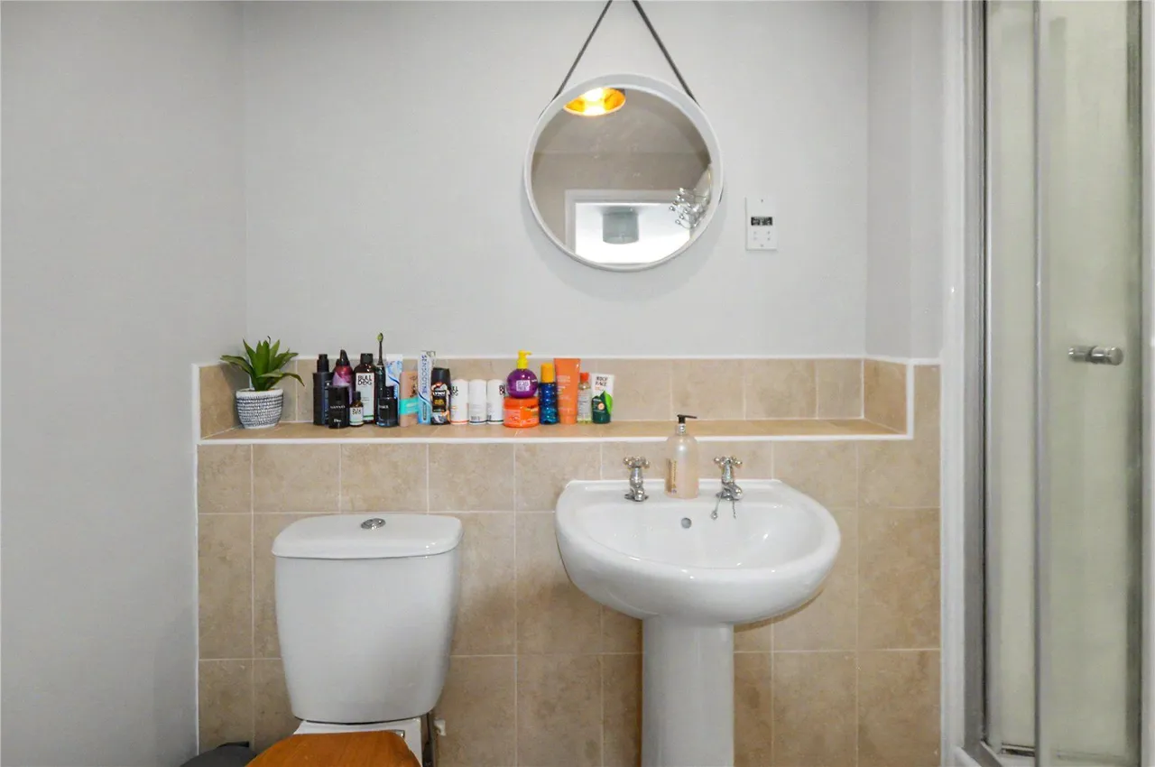 Sandwath Drive, Church Fenton, LS24, photo 9