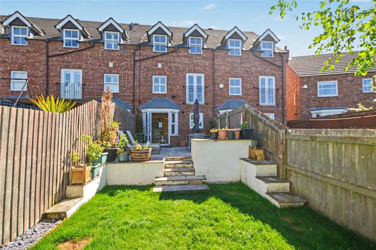 3 bed house for sale, Sandwath Drive, Church Fenton, LS24