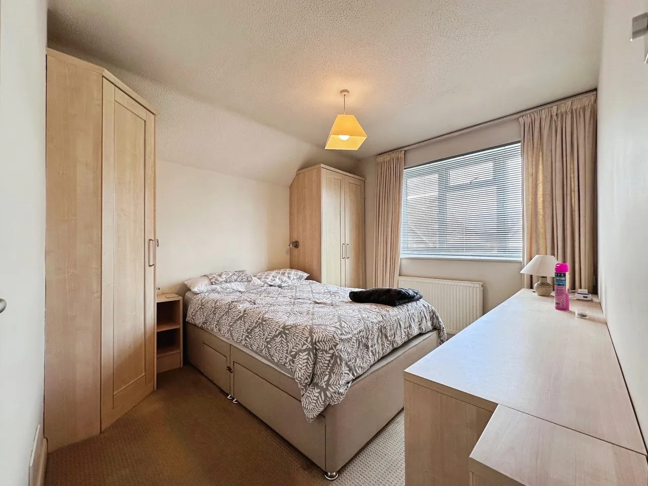 New Road, Church Crookham, Fleet, Hampshire, GU52 6BH, photo 5
