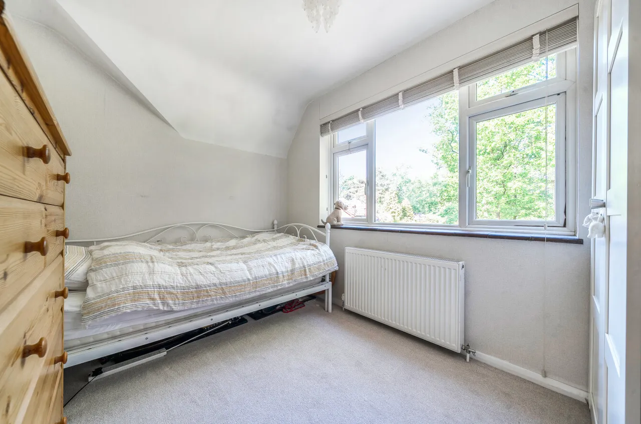 Grove Road, Camberley, Surrey, GU15 2DN, photo 12