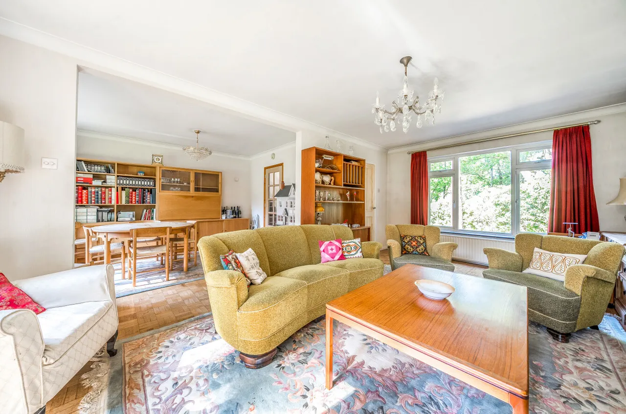 Grove Road, Camberley, Surrey, GU15 2DN, photo 4