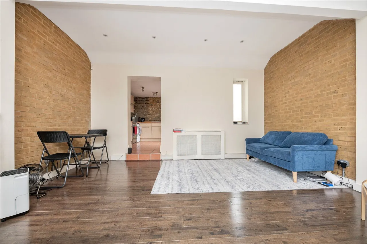 Stable Mews, Twickenham, TW1, photo 2