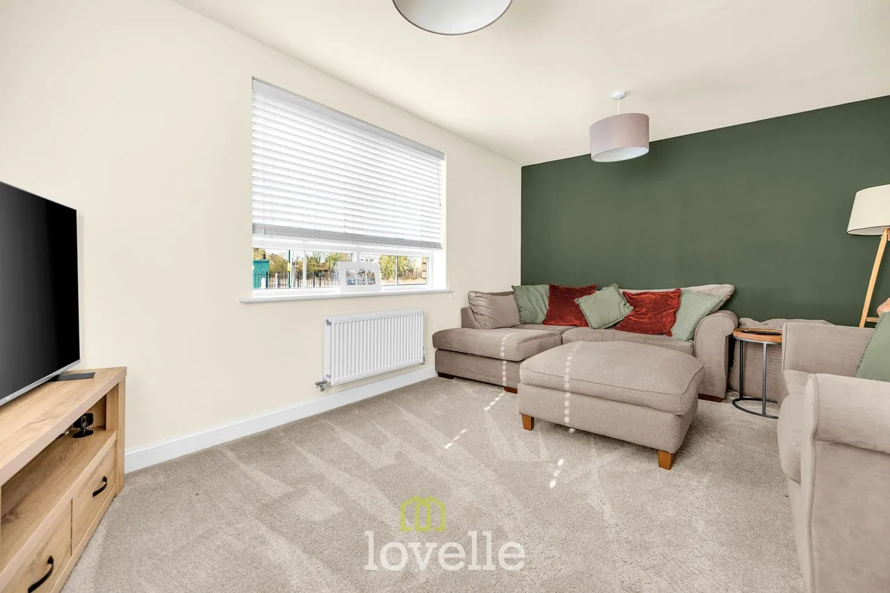 Binbrook Drive, New Waltham, DN36, photo 10