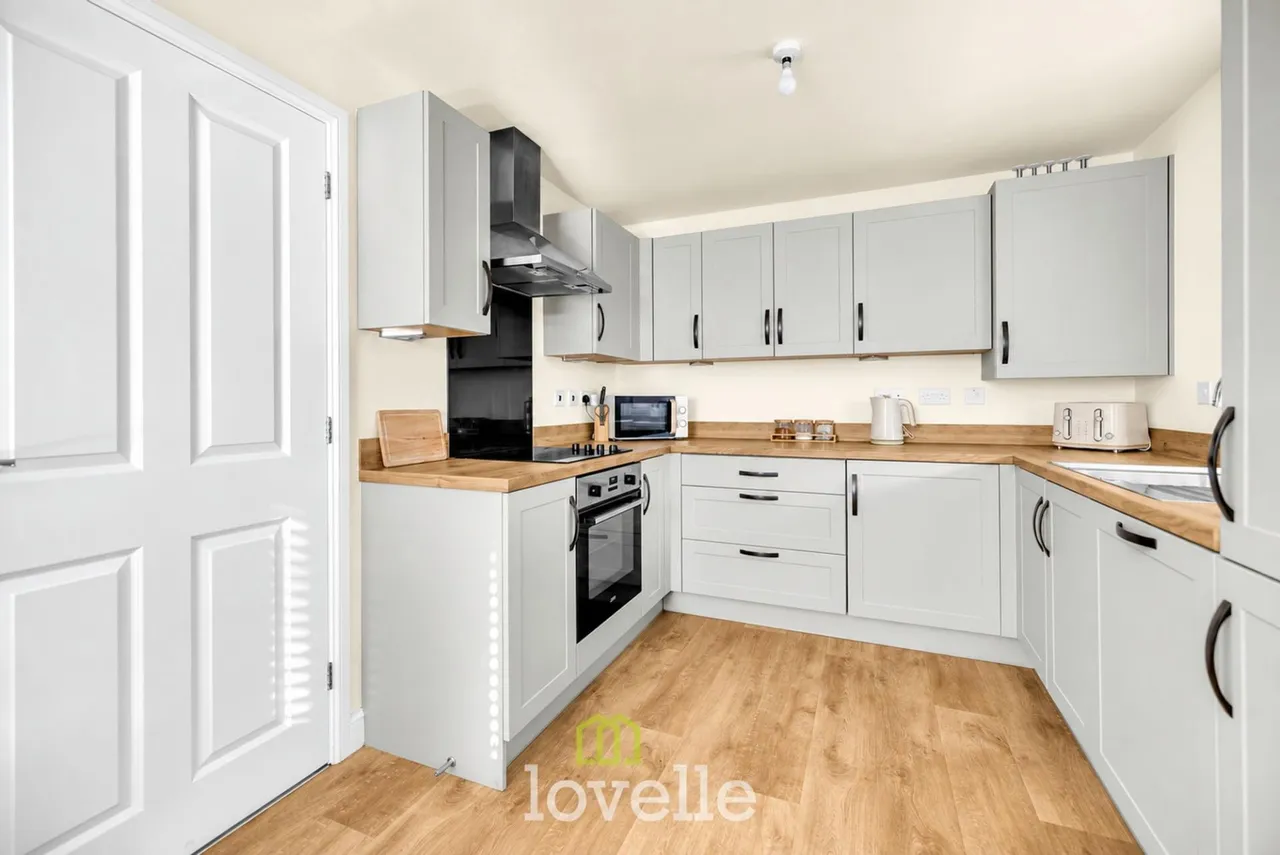 Binbrook Drive, New Waltham, DN36, photo 3