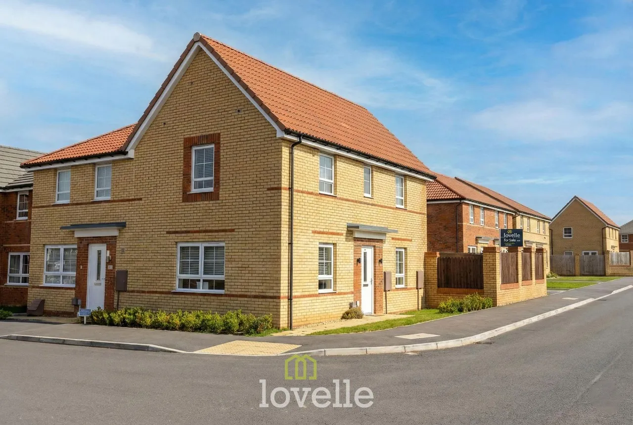 Binbrook Drive, New Waltham, DN36, photo 5