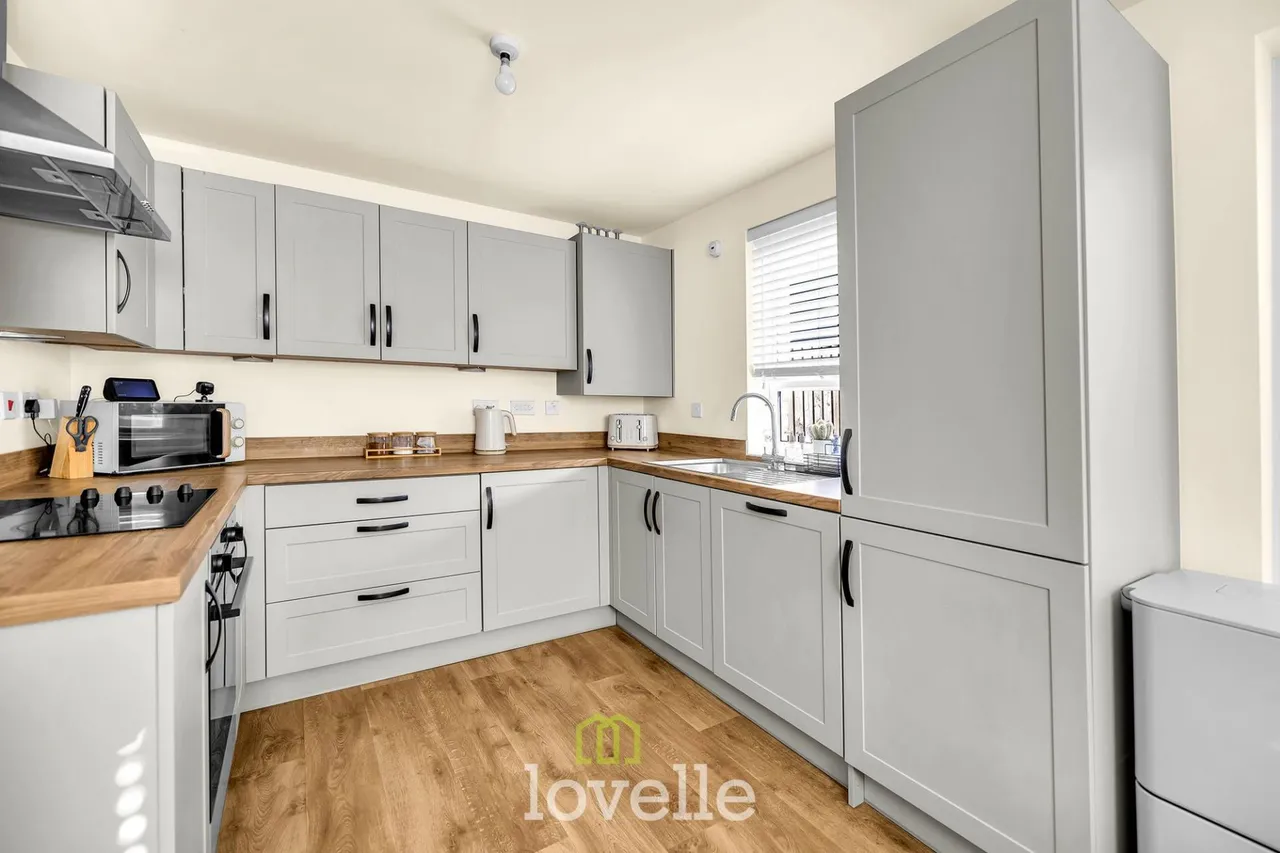 Binbrook Drive, New Waltham, DN36, photo 12