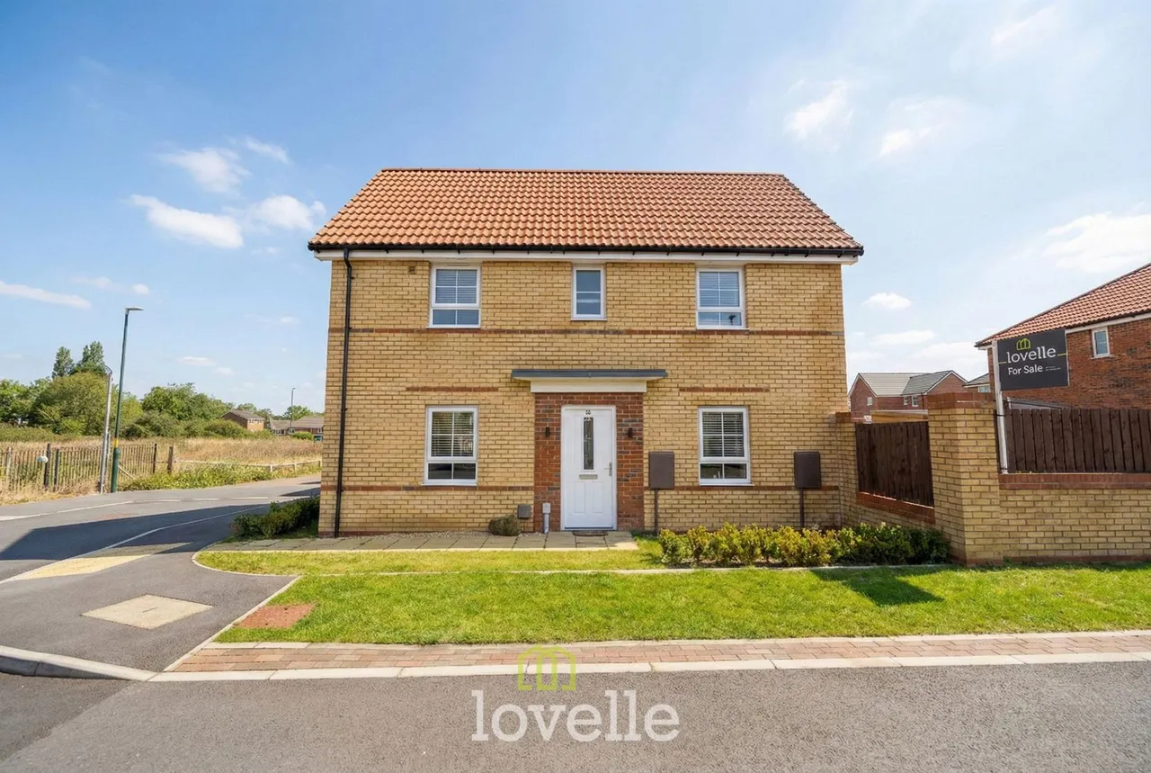 3 bed house for sale, Binbrook Drive, New Waltham, DN36
