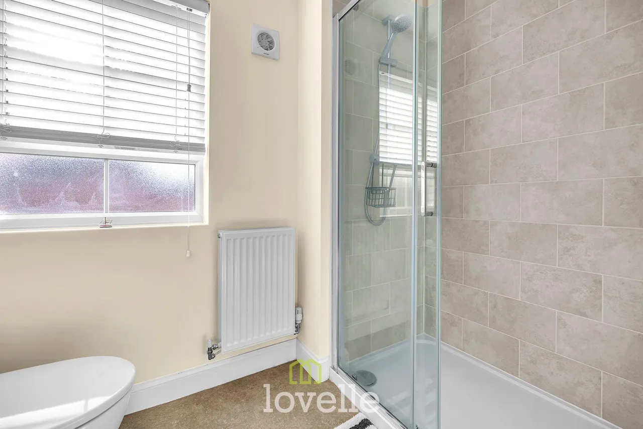 Binbrook Drive, New Waltham, DN36, photo 17