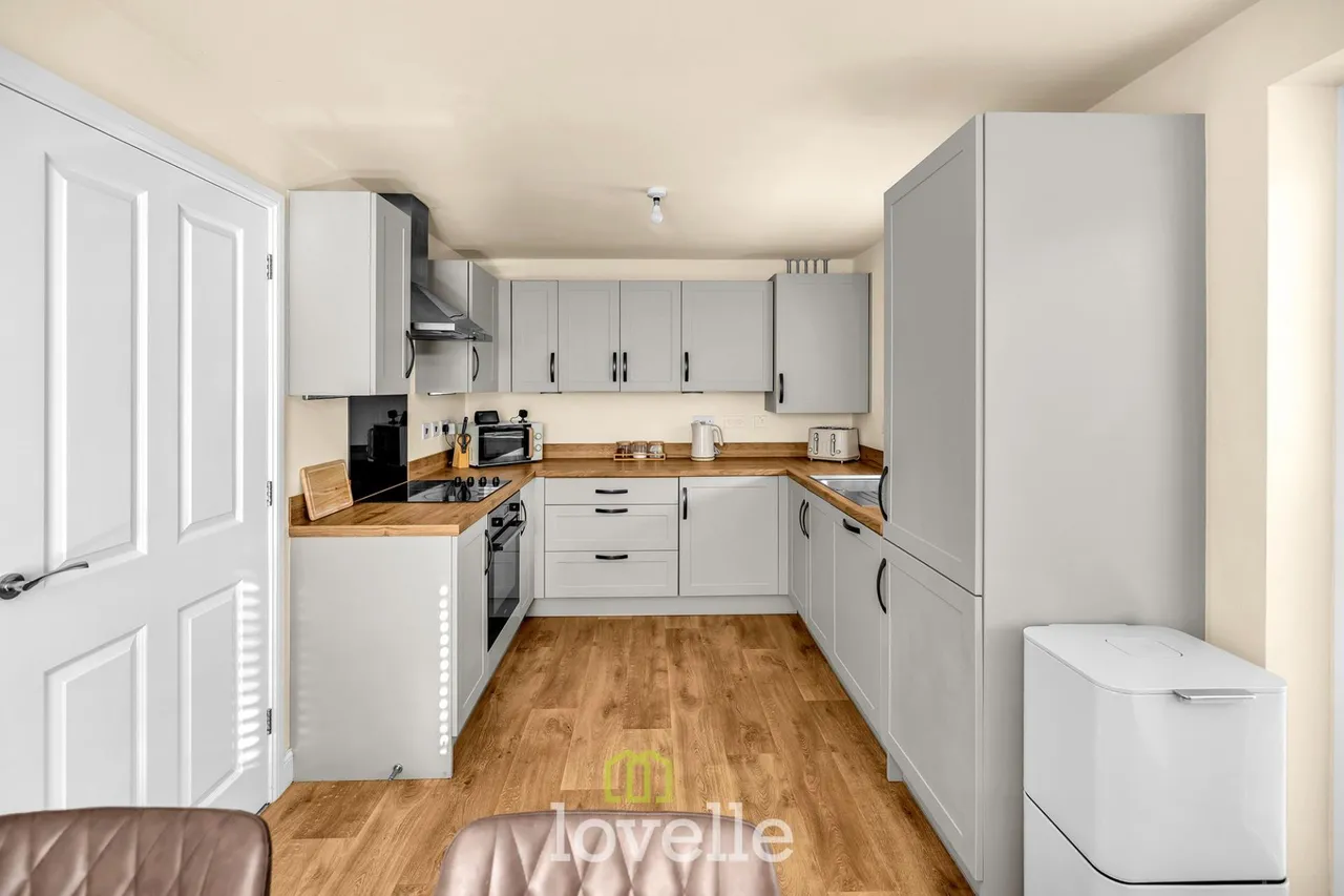 Binbrook Drive, New Waltham, DN36, photo 11