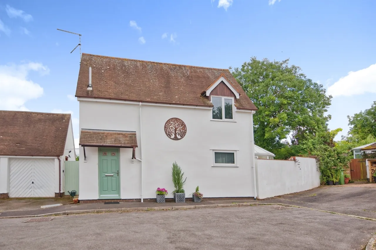 3 bed house for sale, Chestnut Close, Carhampton, TA24
