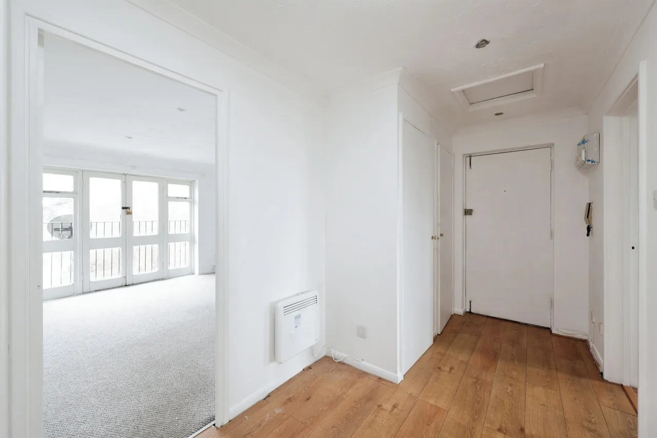 Chenies Way, Watford, WD18, photo 7
