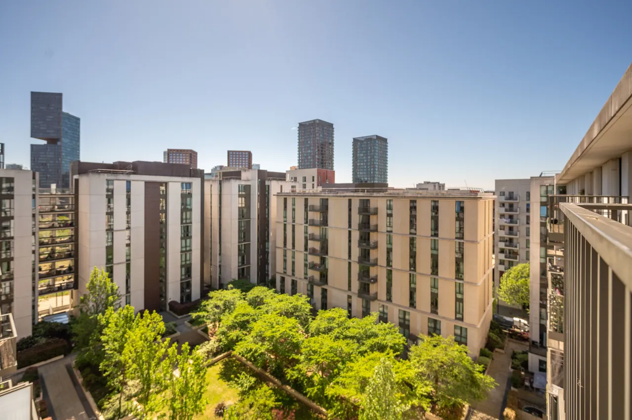 Flat 45, Samphire Heights, 24 Napa Close, London, photo 10