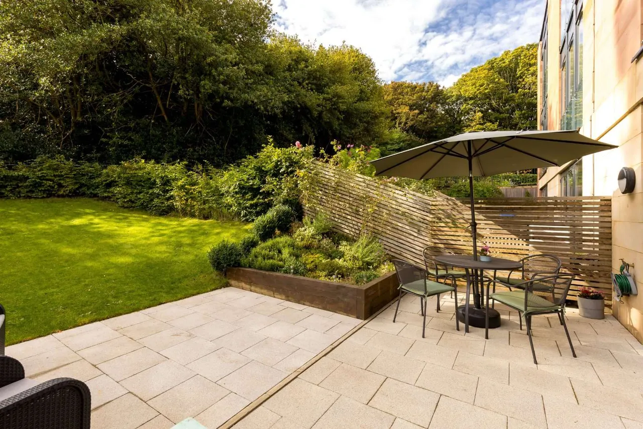 Sassoon Grove, Craighouse, EH10, photo 20