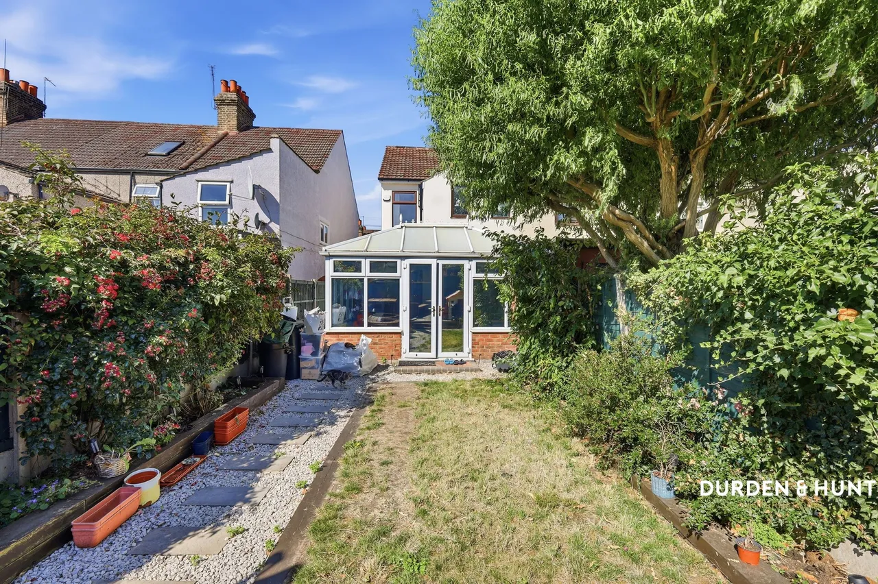 Douglas Road, Hornchurch, RM11, photo 15