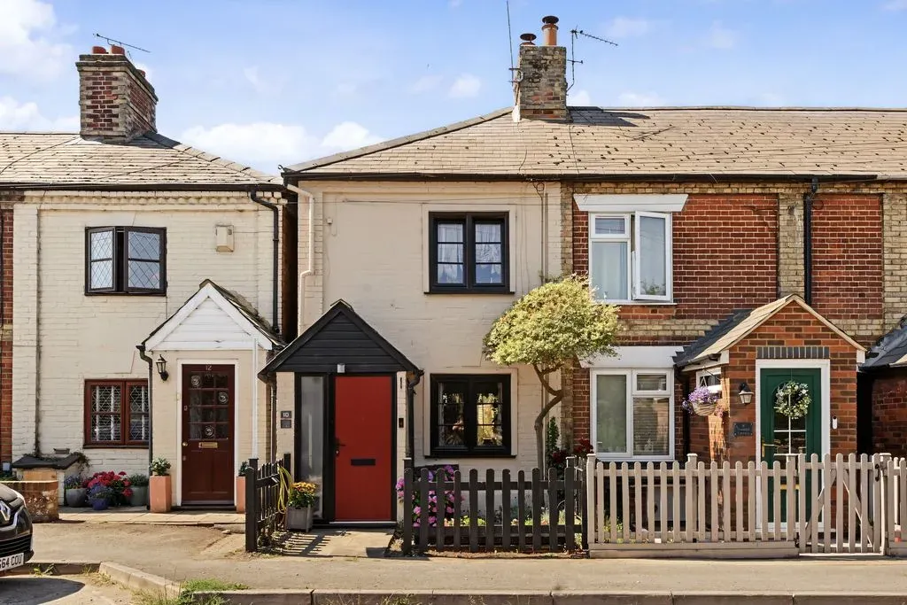 2 bed house for sale — Aylesbury Road, Aston Clinton, Buckinghamshire, HP22 5AG
