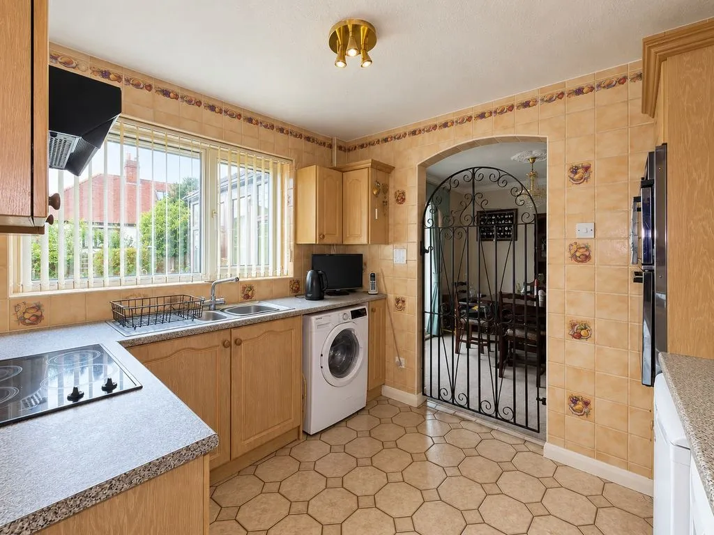 Well Lane, Great Wyrley, WS6, photo 18