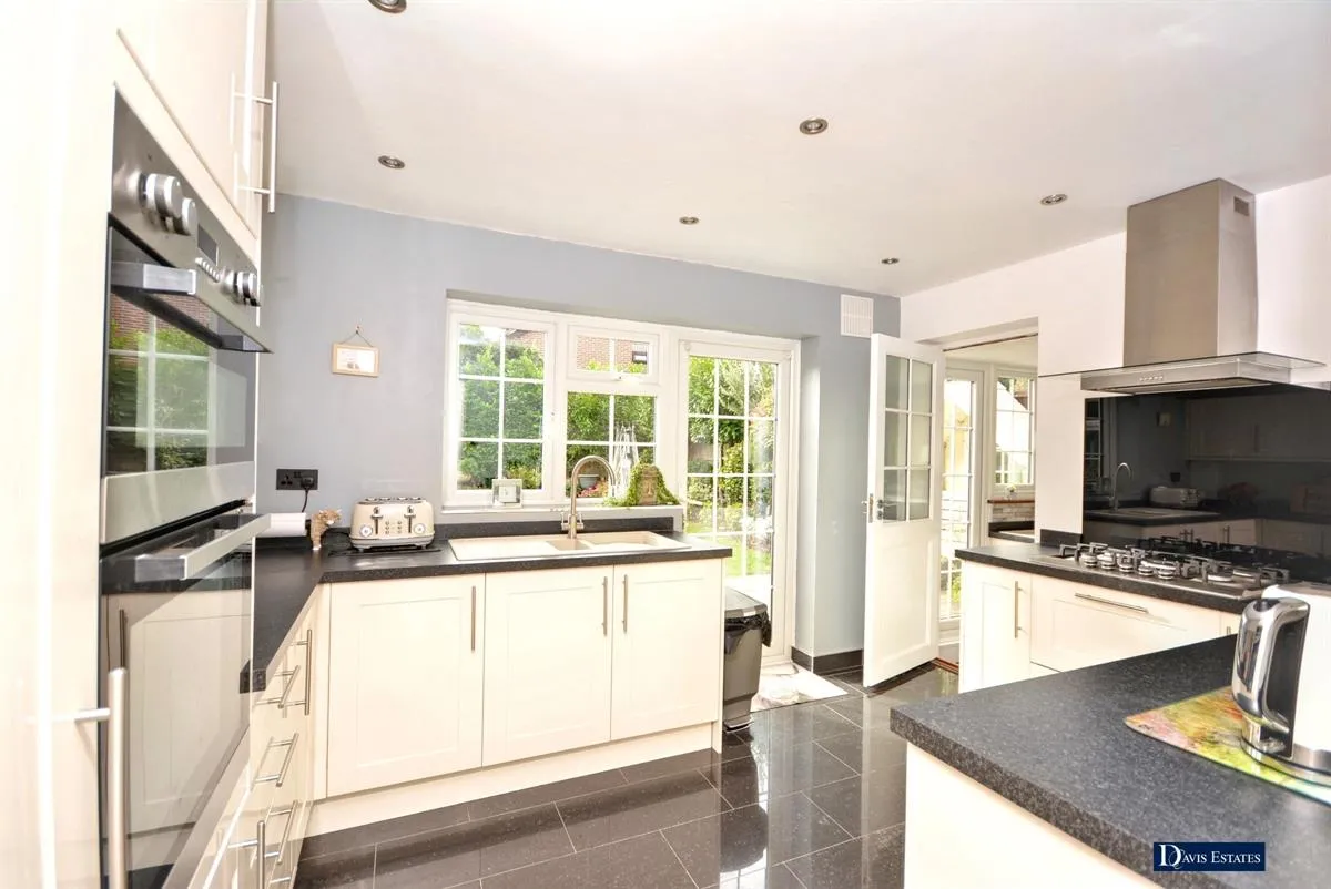 Roseacre Close, Emerson Park, RM11, photo 9