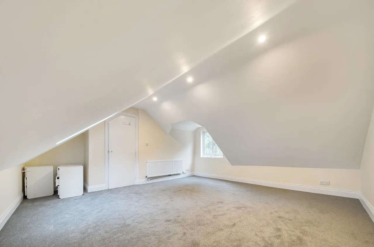 Foxley Lane, Purley, CR8, photo 5