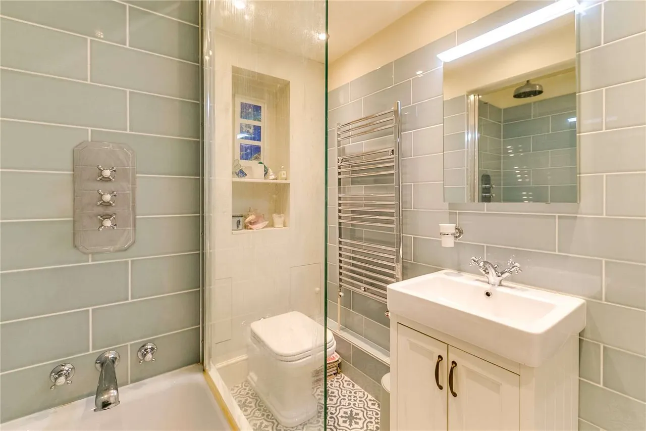 Chesterton Road, North Kensington, London, W10 6EP, photo 8