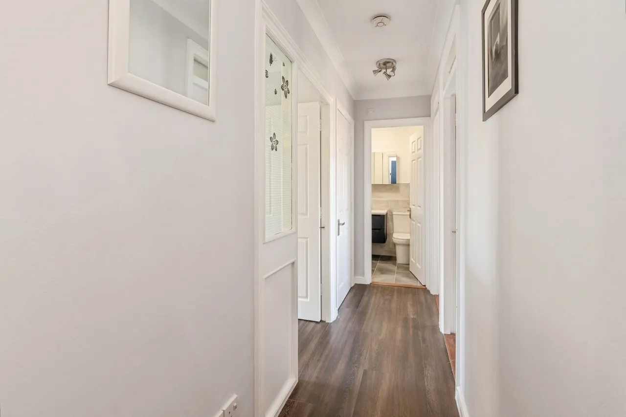 Brick Court, Jetty Walk, Grays, Essex, RM17, photo 5