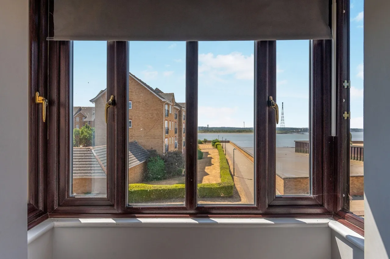 Brick Court, Jetty Walk, Grays, Essex, RM17, photo 17