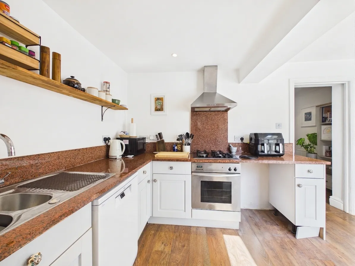 Roman Road, Cheltenham, GL51 8AA, photo 11