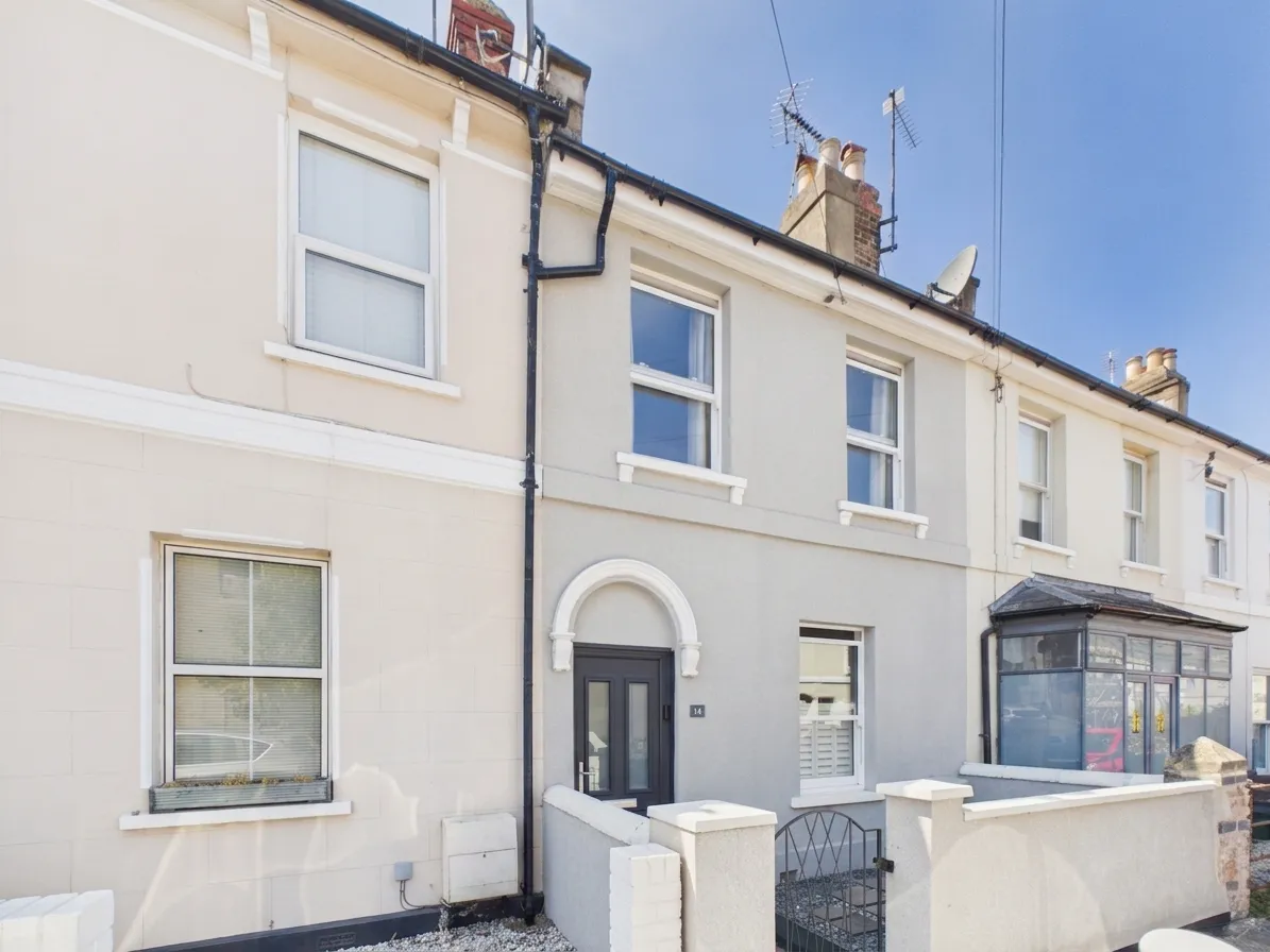 2 bed house for sale — Roman Road, Cheltenham, GL51 8AA