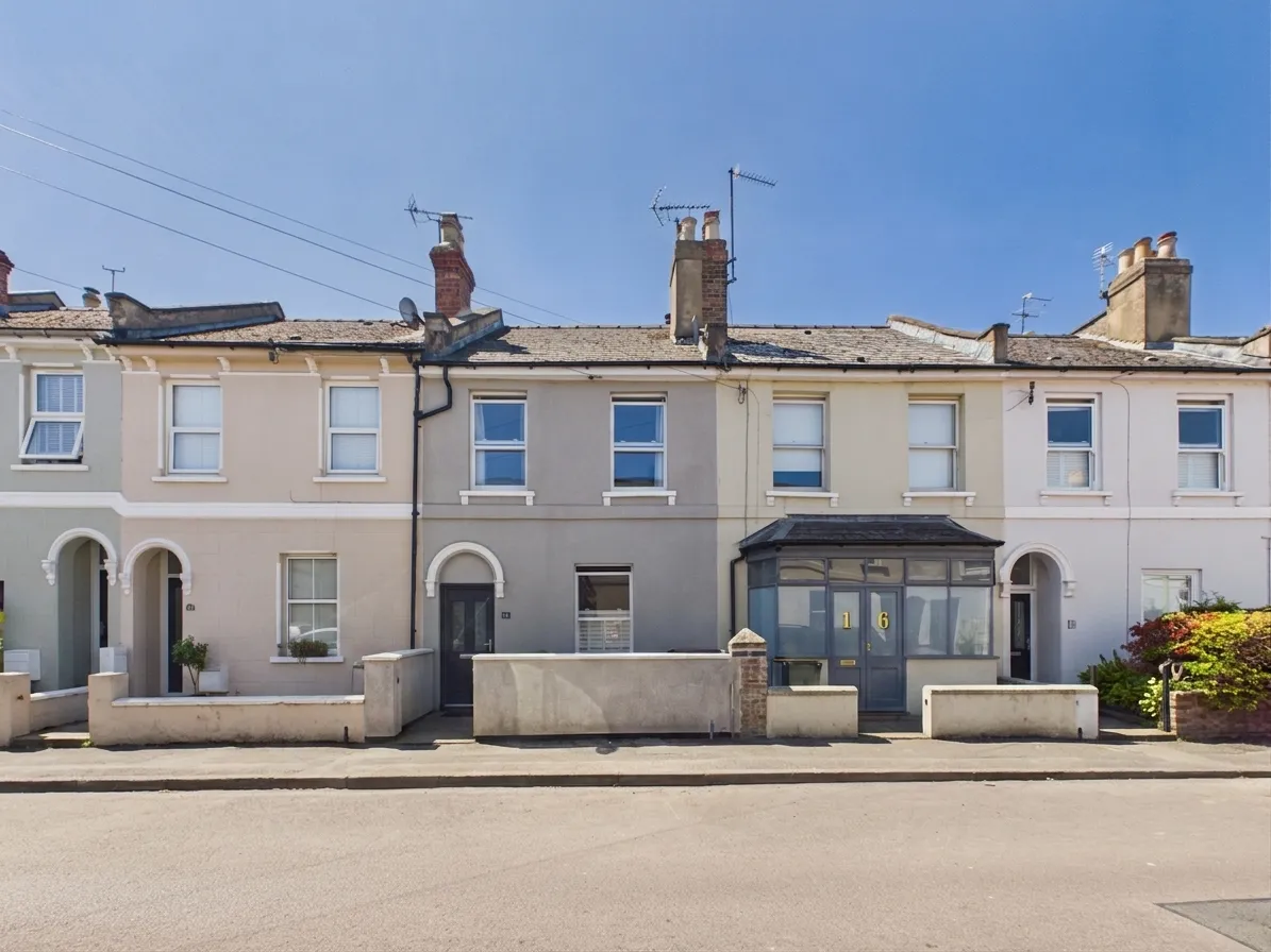 Roman Road, Cheltenham, GL51 8AA, photo 8