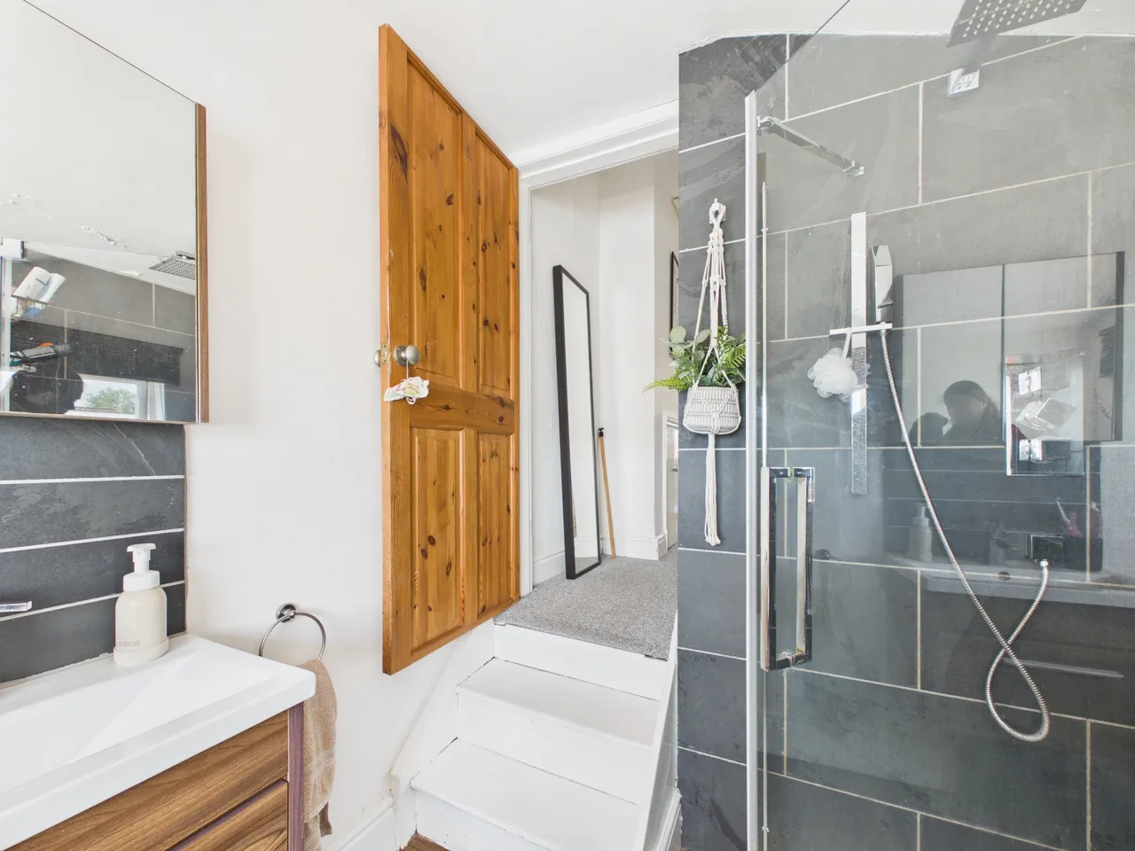 Roman Road, Cheltenham, GL51 8AA, photo 20