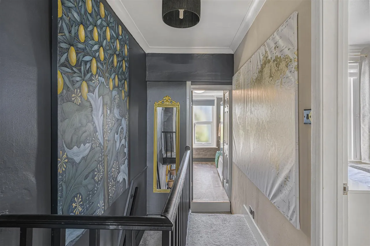 Lewis Close, Newhaven, photo 11